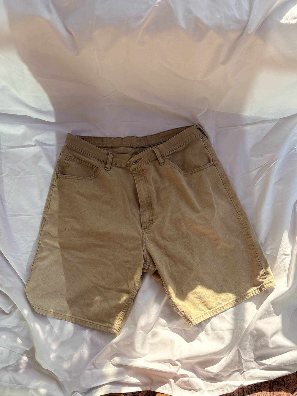 Men's Khaki 38 regular Wrangler Shorts - Casual Summer Stap